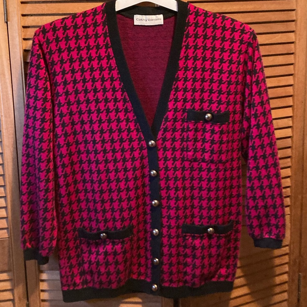 Vintage Cathy Daniels Black & Red Houndstooth Knit Cardigan